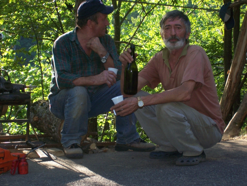  Image name: Persone109.jpg 
 width: 800 pixel 
 height: 601 pixel 
 Size: 465999 bytes 
 Click to enlarge 